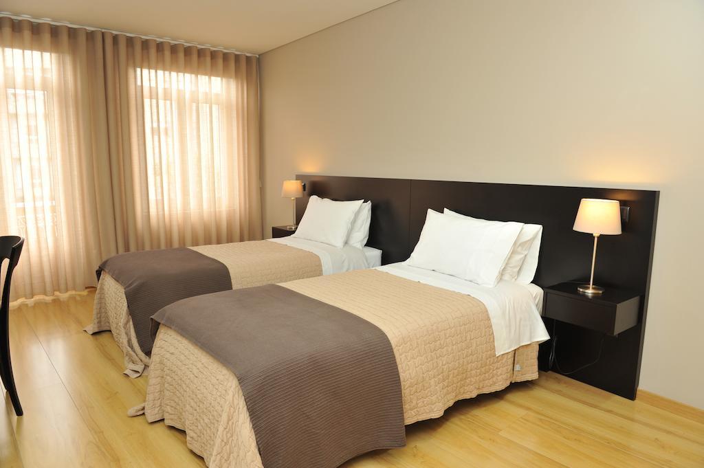 Pensao Santo Antonio Hotel Vila Nova de Famalicão Szoba fotó