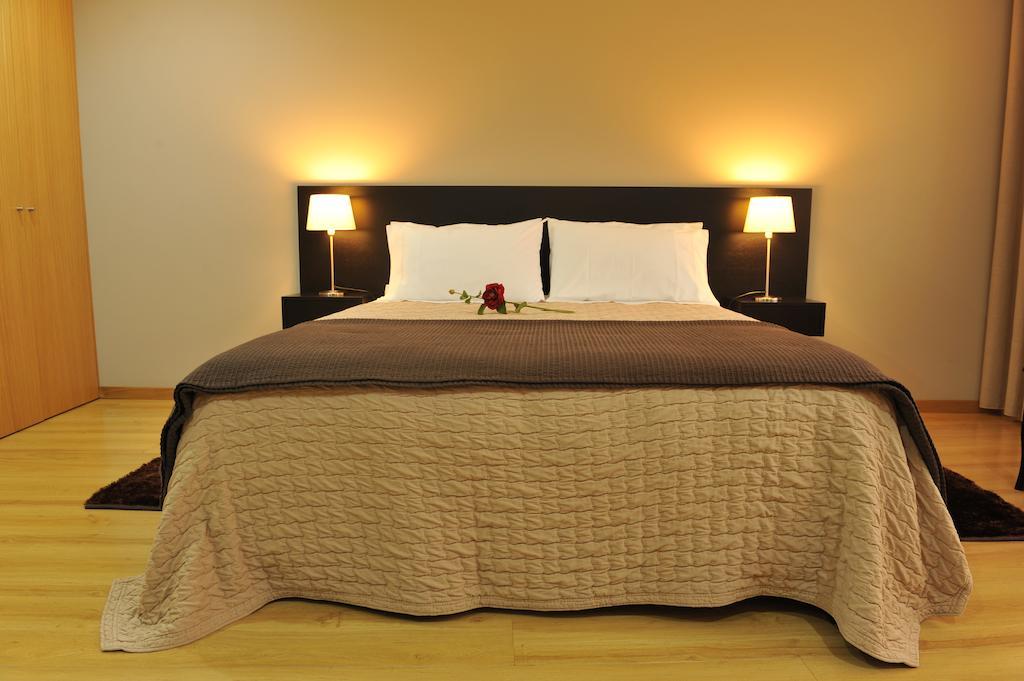 Pensao Santo Antonio Hotel Vila Nova de Famalicão Szoba fotó