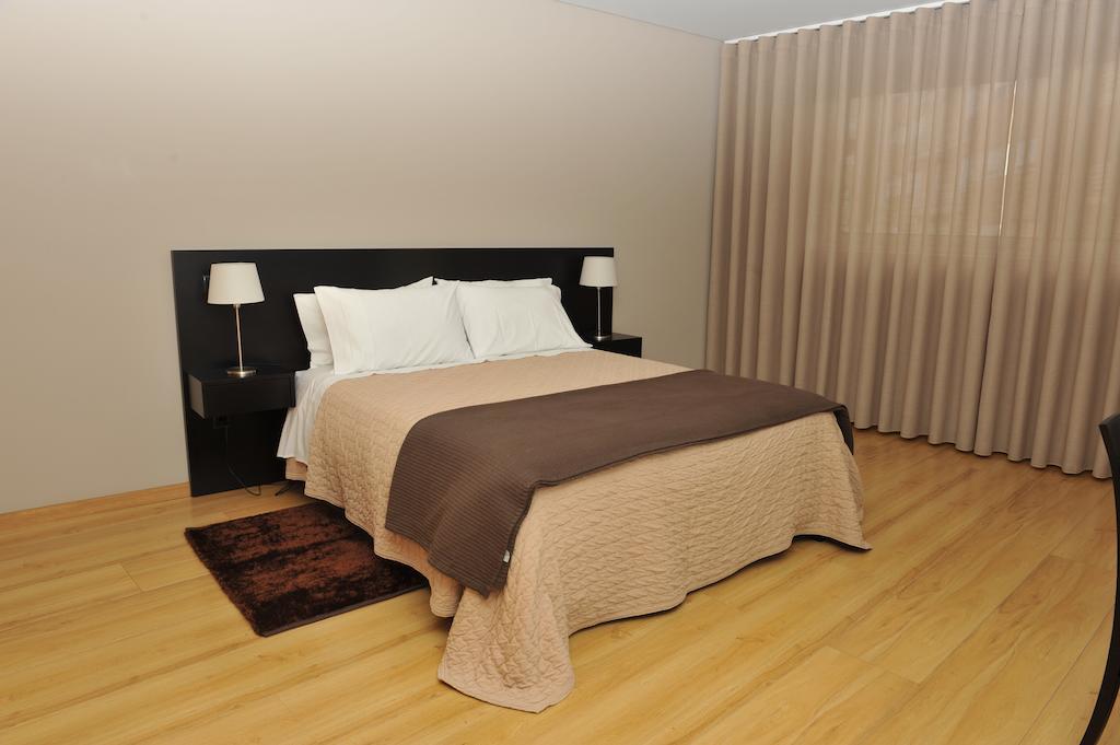 Pensao Santo Antonio Hotel Vila Nova de Famalicão Szoba fotó